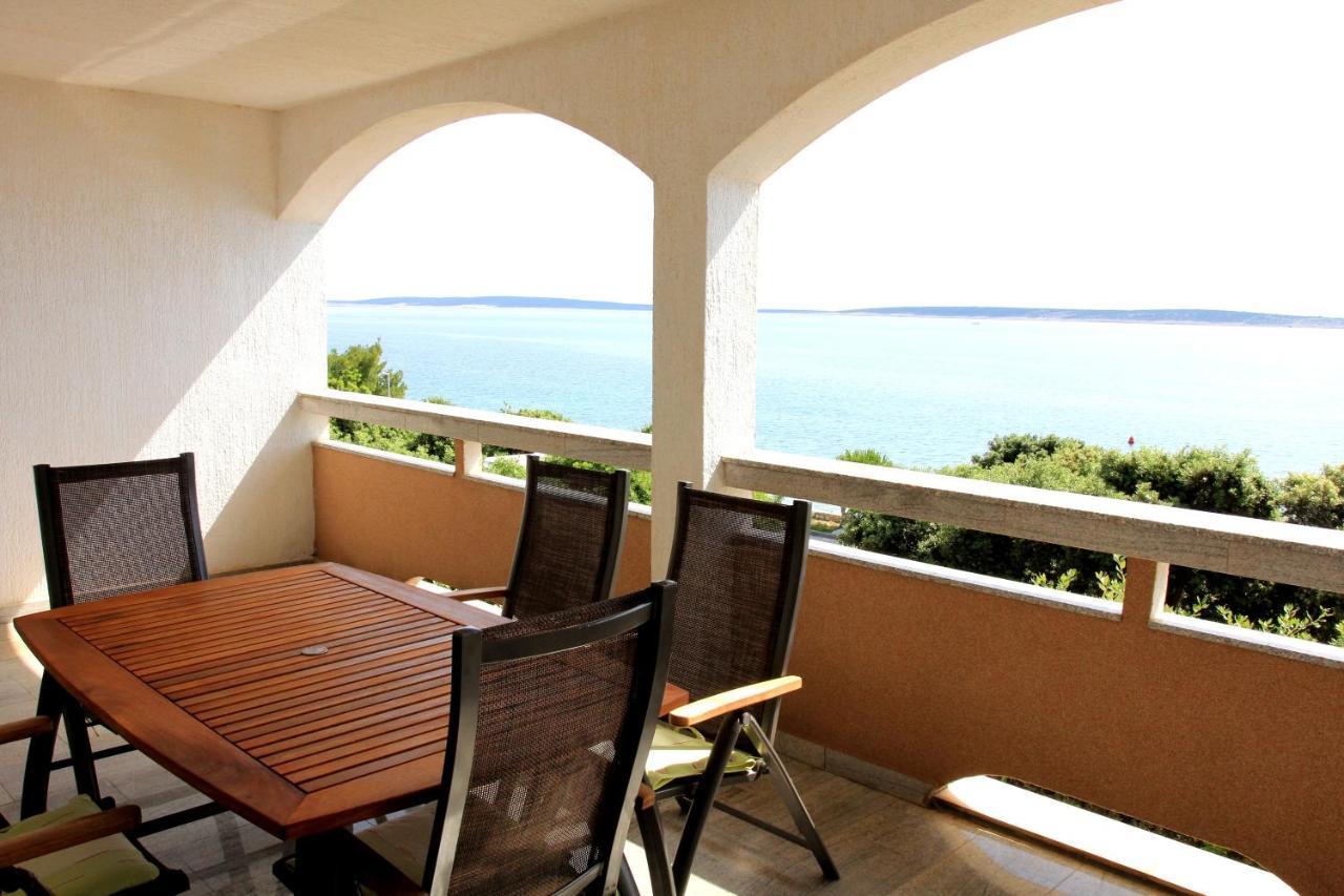 Apartments By The Sea Mandre, Pag - 8655 Колан Екстер'єр фото